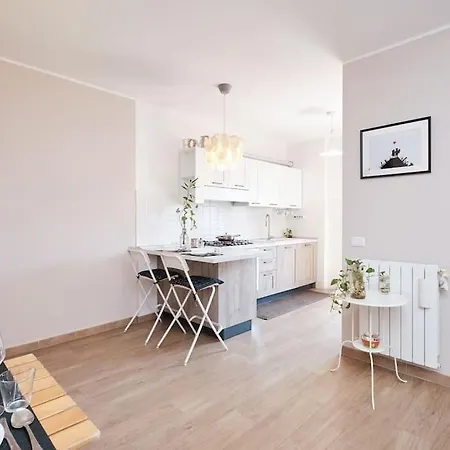 Porta Di Roma, Moderno Luminoso Con Wi-fi E Ac Apartment *