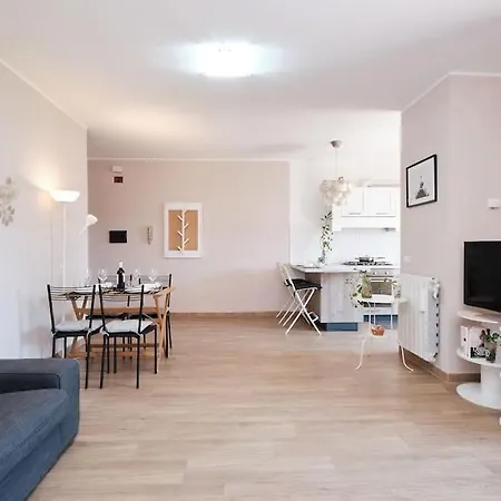 Apartment Porta Di Roma, Moderno Luminoso Con Wi-fi E Ac